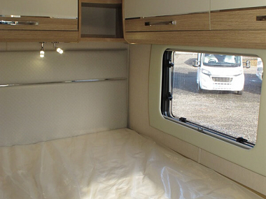  2021-auto-trail-tracker-fb-for-sale-at4558-43.jpg