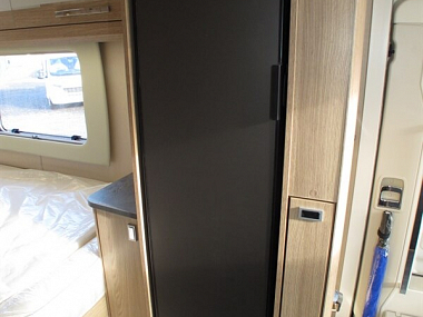  2021-auto-trail-tracker-fb-for-sale-at4558-56.jpg