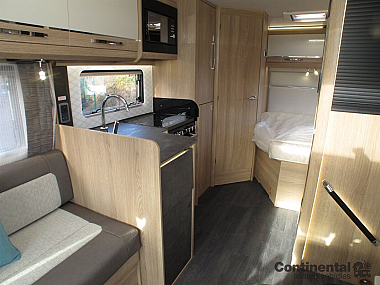  2021-auto-trail-tracker-fb-for-sale-at4558-58.jpg