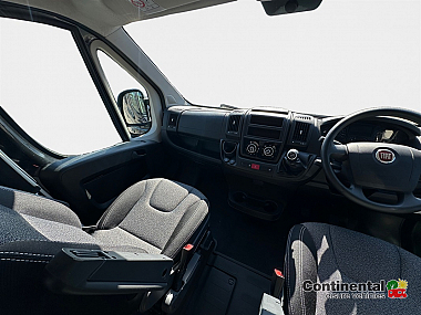  2021-autotrail-expedition-66-for-sale-ros339-11.jpg