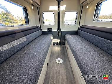  2021-autotrail-expedition-66-for-sale-ros339-41.jpg