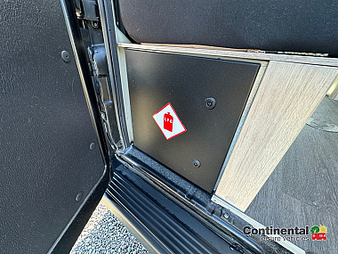  2021-autotrail-expedition-66-for-sale-ros339-43.jpg