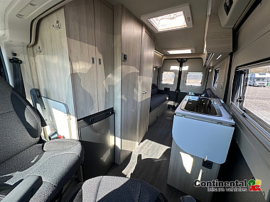  2021-autotrail-expedition-66-for-sale-ros339-45.jpg