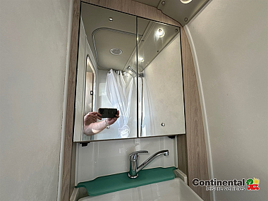  2021-autotrail-expedition-66-for-sale-ros339-54.jpg