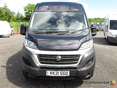  2021-autotrail-expedition-67-for-sale-uc5880-1.jpg