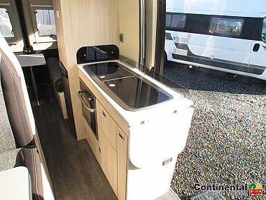  2021-autotrail-expedition-67-for-sale-uc5950-35.jpg