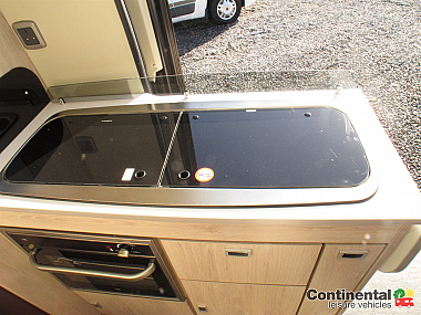  2021-autotrail-expedition-67-for-sale-uc5950-37.jpg