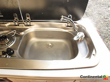  2021-autotrail-expedition-67-for-sale-uc5950-38.jpg