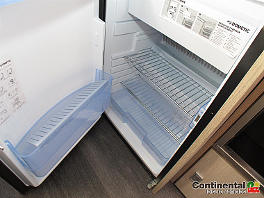  2021-autotrail-expedition-67-for-sale-uc5950-5.jpg