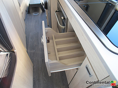 2021-autotrail-expedition-67-for-sale-uc6059-13.jpg