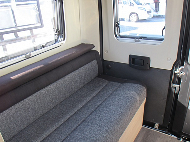  2021-autotrail-expedition-67-for-sale-uc6059-26.jpg