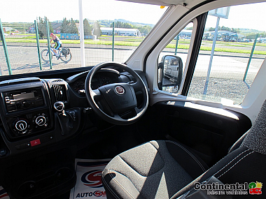  2021-autotrail-expedition-67-for-sale-uc6059-2_1.jpg