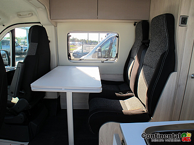  2021-autotrail-expedition-67-for-sale-uc6059-5_1.jpg