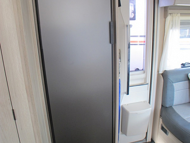  2021-autotrail-f-line-f74-for-sale-uc6036-14.jpg