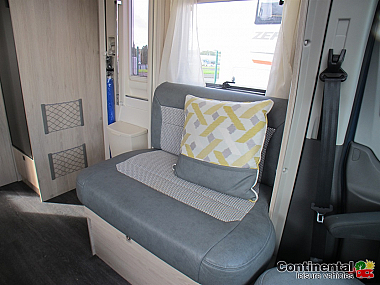  2021-autotrail-f-line-f74-for-sale-uc6036-7.jpg