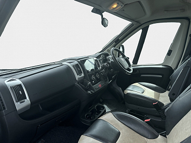  2021-autotrail-frontier-delaware-s-ros286-9.jpg