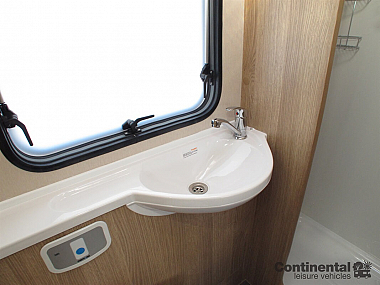  2021-autotrail-imala-736-for-sale-at4550-61.jpg