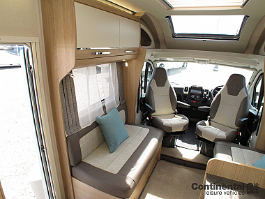  2021-autotrail-tracker-fb-for-sale-uc5762-21.jpg