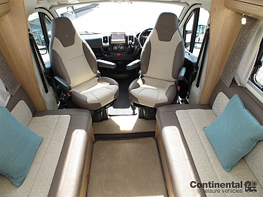  2021-autotrail-tracker-fb-for-sale-uc5762-51.jpg