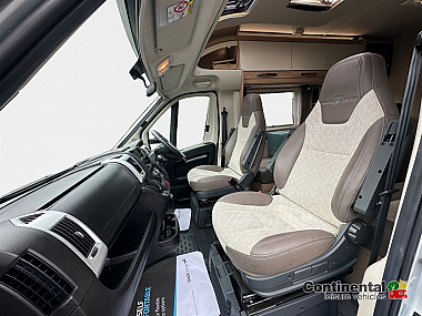  2021-autotrail-tracker-rb-for-sale-uc6230-13.jpg