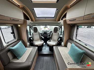  2021-autotrail-tracker-rb-for-sale-uc6230-16.jpg
