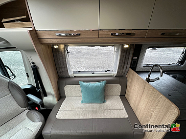  2021-autotrail-tracker-rb-for-sale-uc6230-19.jpg