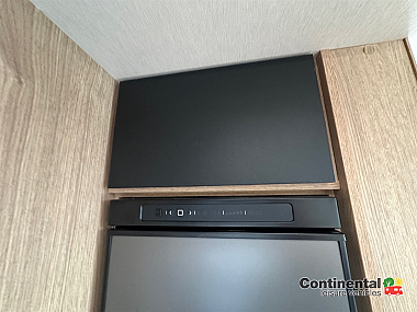  2021-autotrail-tracker-rb-for-sale-uc6230-43.jpg