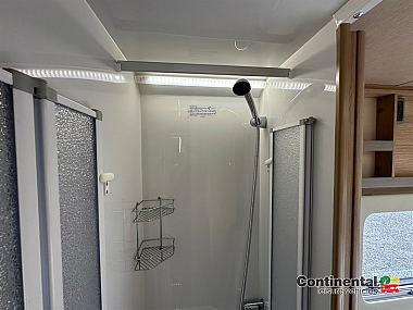  2021-autotrail-tracker-rb-for-sale-uc6230-57.jpg