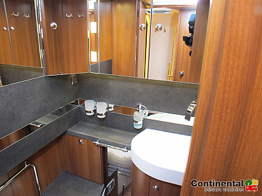  2021-carthago-liner-for-two-for-sale-uc6090-17.jpg