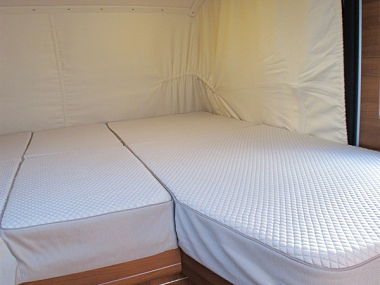  2021-carthago-liner-for-two-for-sale-uc6090-7.jpg