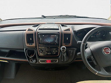  2021-carthago-liner-four-two-for-sale-uc6090-11.jpg
