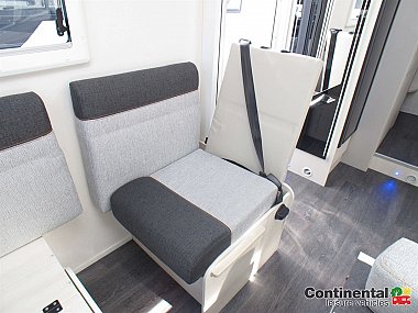  2021-chausson-premium-720-extra-pictures-uc5990-9.jpg