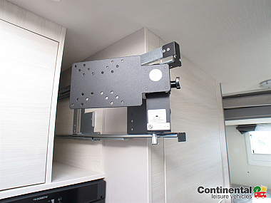  2021-chausson-premium-720-for-sale-uc5990-25.jpg