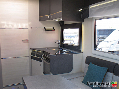  2021-chausson-premium-720-for-sale-uc5990-38.jpg