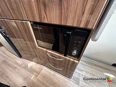  2021-dormobile-renaissance-for-sale-ros343-27.jpg