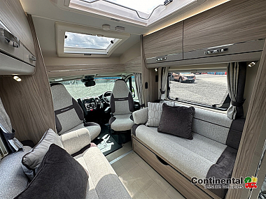  2021-elddis-riva-gold-194-for-sale-uc6237-17.jpg