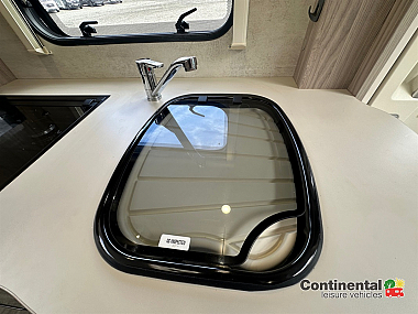  2021-elddis-riva-gold-194-for-sale-uc6237-26.jpg