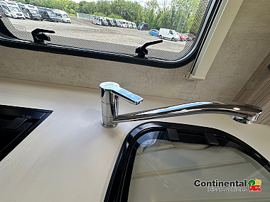 2021-elddis-riva-gold-194-for-sale-uc6237-29.jpg