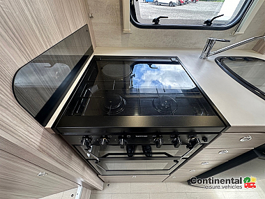  2021-elddis-riva-gold-194-for-sale-uc6237-30.jpg