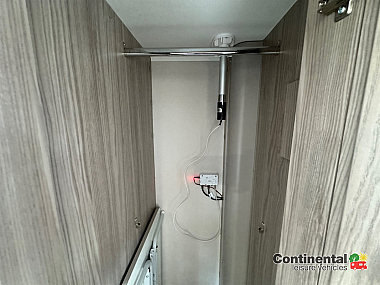  2021-elddis-riva-gold-194-for-sale-uc6237-48.jpg