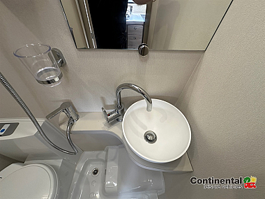  2021-elddis-riva-gold-194-for-sale-uc6237-54.jpg