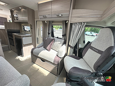  2021-elddis-riva-gold-194-for-sale-uc6237-58.jpg
