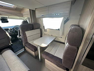  2021-elddis-riva-gold-196-for-sale-ros298.jpg