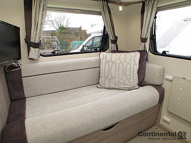  2021-elddis-riva-gold-196-for-sale-uc5843-42.jpg