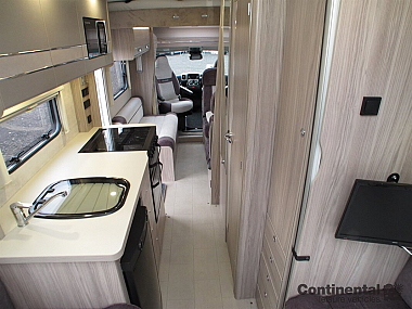  2021-elddis-riva-gold-196-for-sale-uc5843-44.jpg