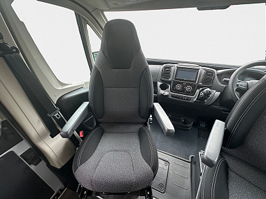  2022-autotrail-expedition-67-for-sale-ros314-15.jpg