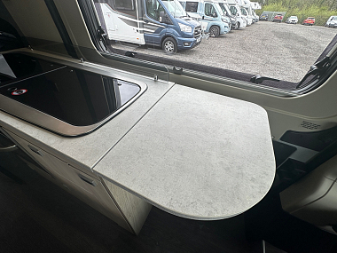  2022-autotrail-expedition-67-for-sale-ros314-19.jpg