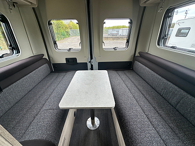  2022-autotrail-expedition-67-for-sale-ros314-39.jpg
