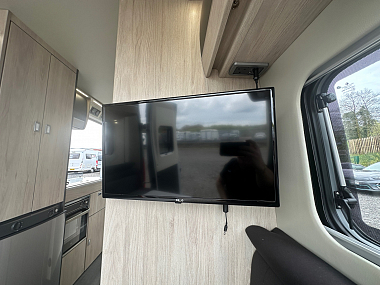  2022-autotrail-expedition-67-for-sale-ros314-48.jpg