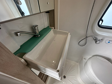  2022-autotrail-expedition-67-for-sale-ros314-57.jpg